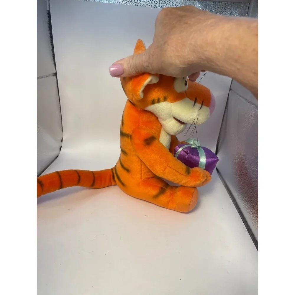 Gund Disney‎ Tigger with Gift Plush Pooh 100 Acre Collection 11